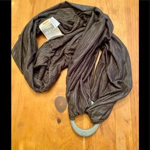 Boppy Teething Scarf Excellent Condition